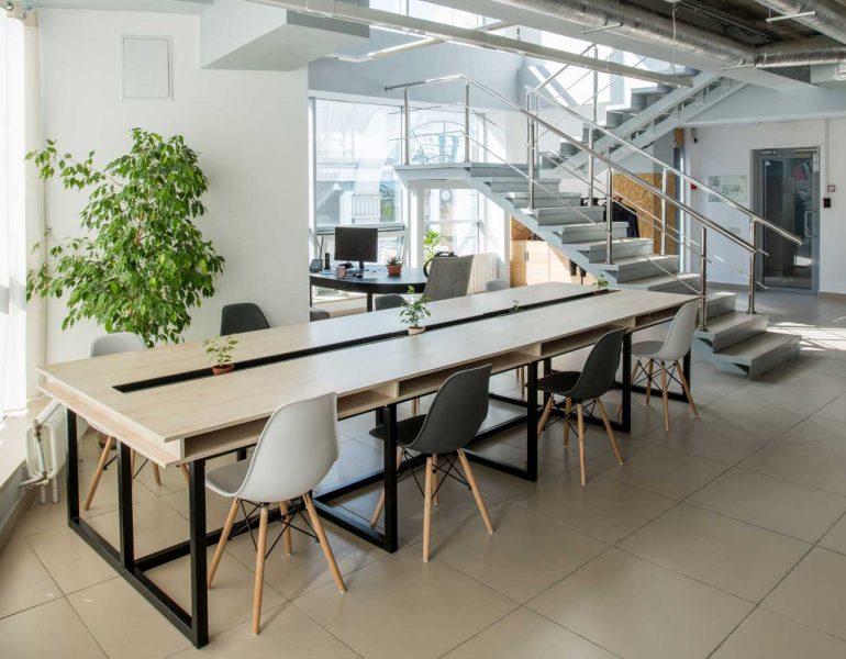 modern-business-office-HWMUDS8.jpg modern-business-office-HWMUDS8.jpg